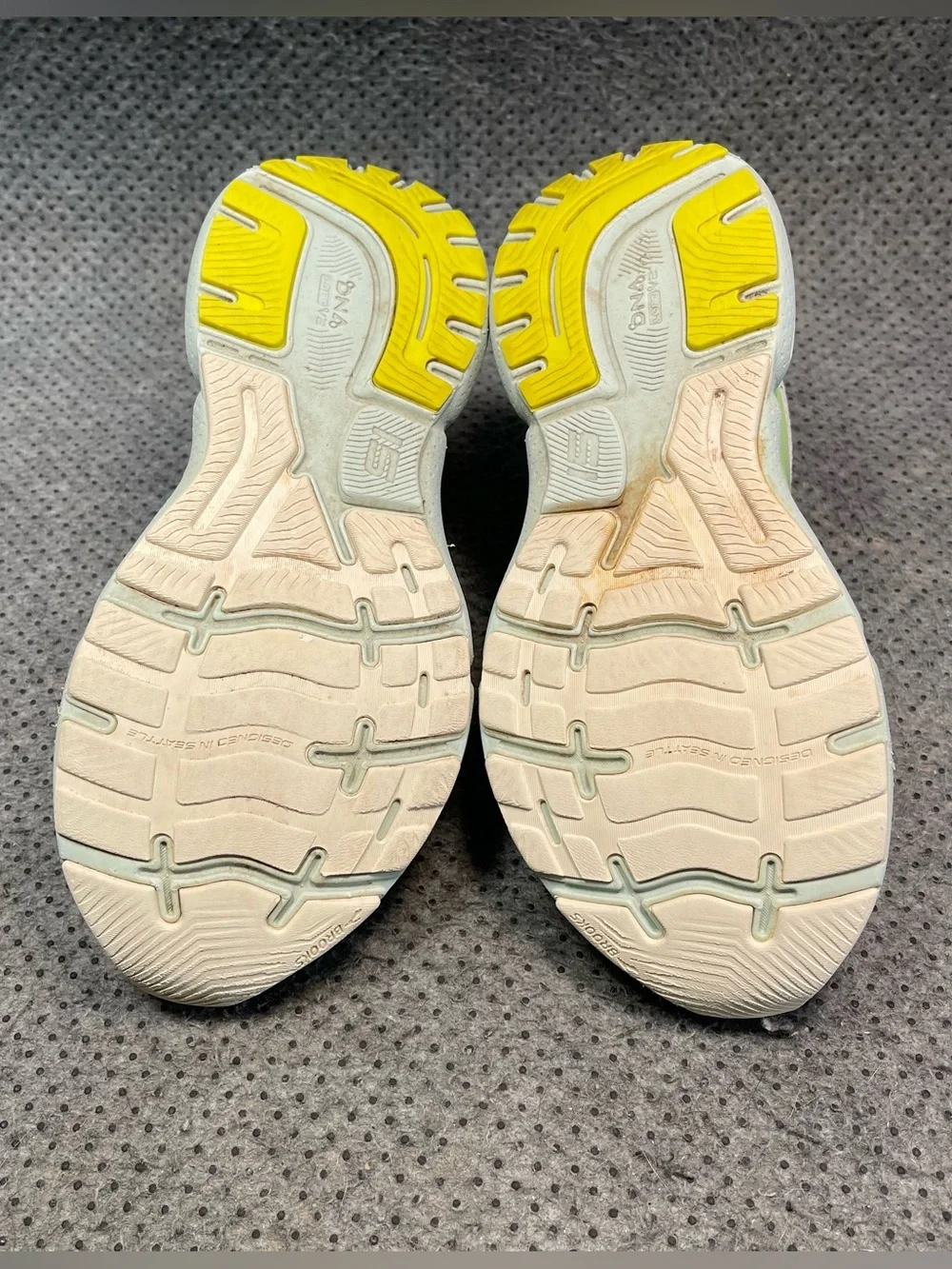 Brooks ghost 15